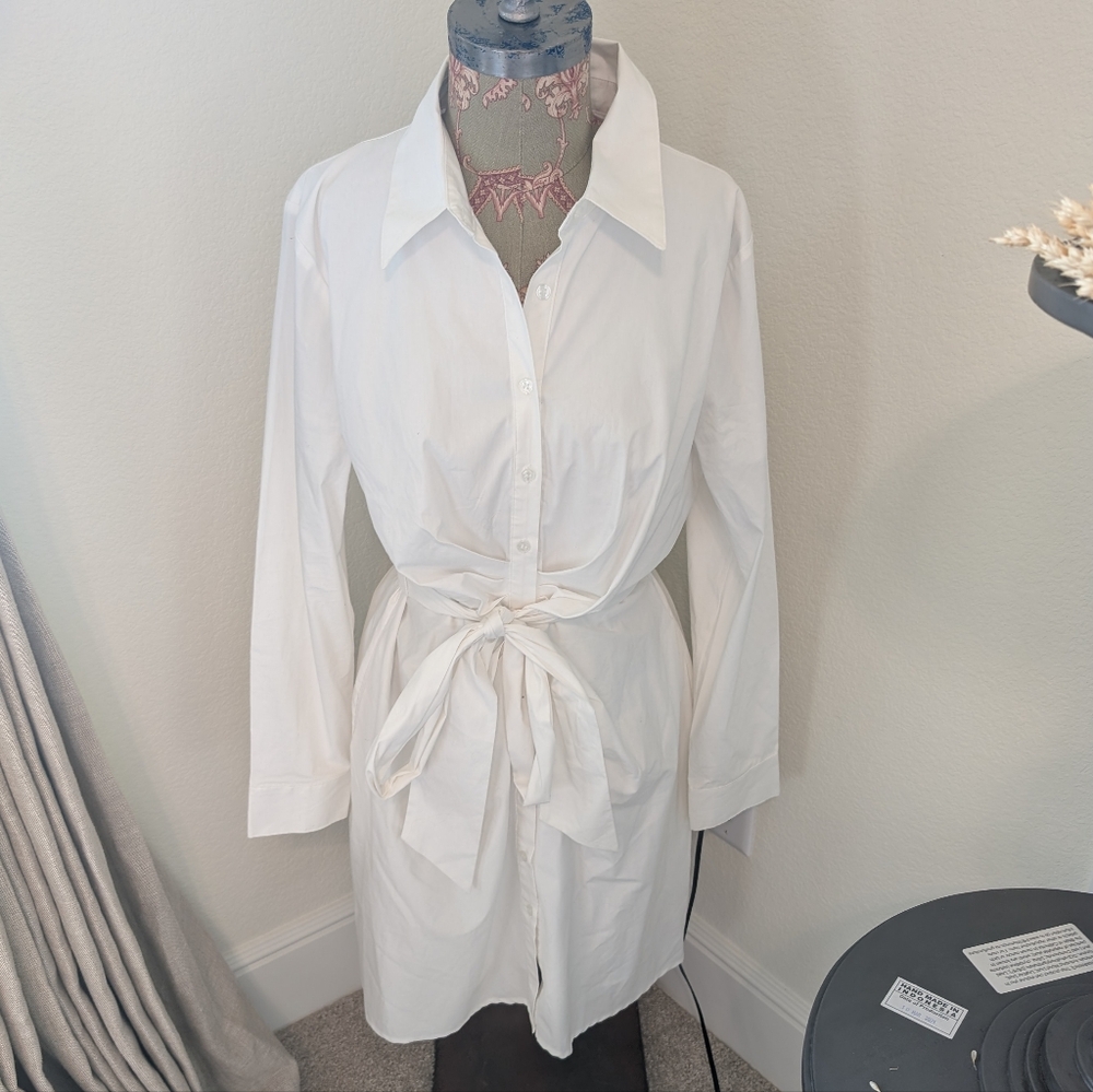 New York & Company NY&C Madison Tunic White dress long sleeve